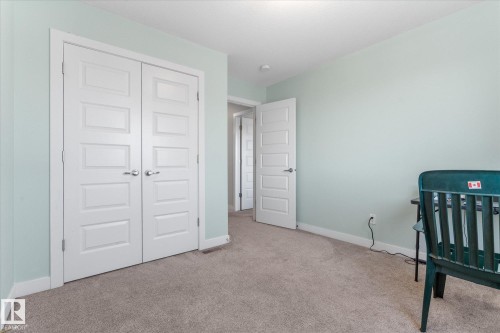 54 Astoria Place, Devon, AB - Indoor