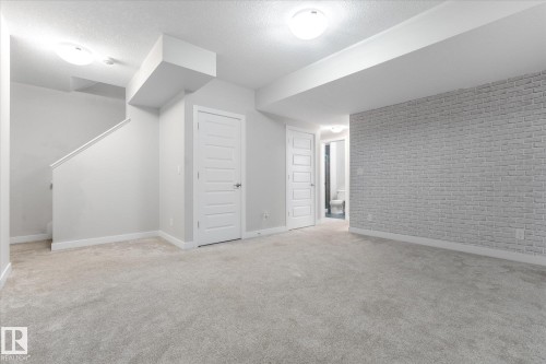 54 Astoria Place, Devon, AB - Indoor Photo Showing Other Room