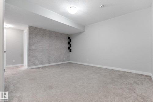54 Astoria Place, Devon, AB - Indoor Photo Showing Other Room