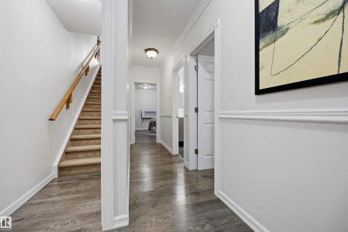 15552 49 Street Nw, Edmonton, AB - Indoor