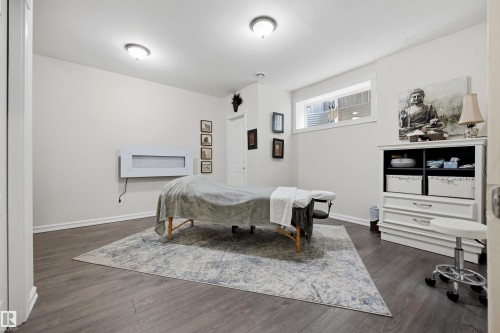 15552 49 Street Nw, Edmonton, AB - Indoor Photo Showing Bathroom