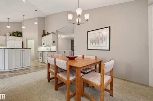 #15 600 Regency Dr, Sherwood Park, AB - Indoor Photo Showing Dining Room