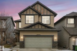 1548 36 Avenue NW  Edmonton, AB T6T 0M5
