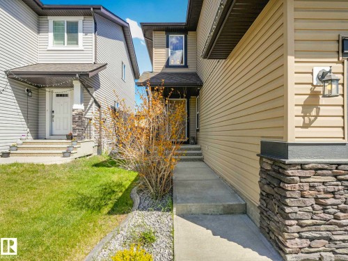 1548 36 Avenue Nw, Edmonton, AB - Outdoor With Exterior