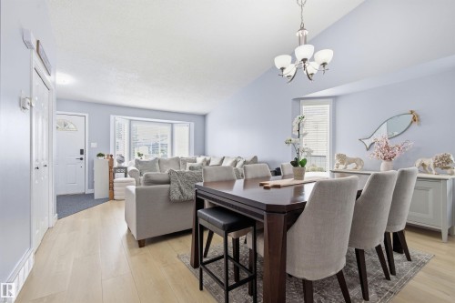 6224 162B Avenue Nw, Edmonton, AB - Indoor Photo Showing Dining Room