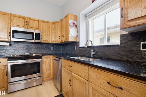 6224 162B Avenue Nw, Edmonton, AB - Indoor Photo Showing Kitchen With Double Sink