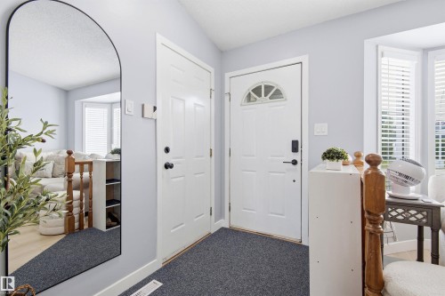 6224 162B Avenue Nw, Edmonton, AB - Indoor Photo Showing Other Room