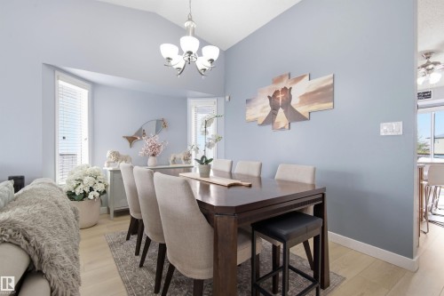 6224 162B Avenue Nw, Edmonton, AB - Indoor Photo Showing Dining Room