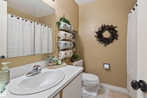 15 Linwood Crescent, St. Albert, AB - Indoor Photo Showing Bathroom