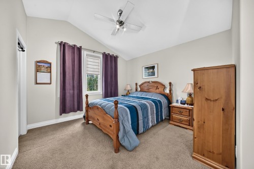 4904 214 Street Nw, Edmonton, AB - Indoor Photo Showing Bedroom