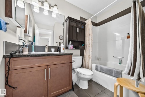 4904 214 Street Nw, Edmonton, AB - Indoor Photo Showing Bathroom