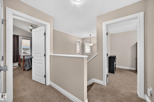 4904 214 Street Nw, Edmonton, AB - Indoor Photo Showing Other Room