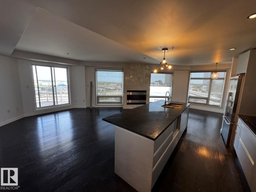 #1803 10388 105 St Nw, Edmonton, AB - Indoor