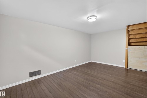 2448 89 Street Nw, Edmonton, AB - Indoor Photo Showing Other Room