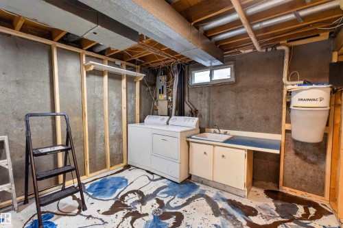 2448 89 Street Nw, Edmonton, AB - Indoor Photo Showing Laundry Room