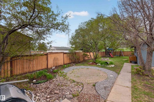 2448 89 Street Nw, Edmonton, AB - Outdoor