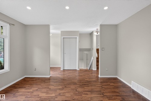2448 89 Street Nw, Edmonton, AB - Indoor Photo Showing Other Room
