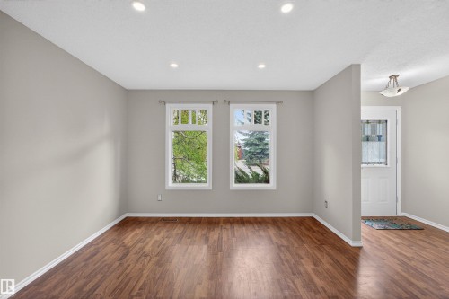 2448 89 Street Nw, Edmonton, AB - Indoor Photo Showing Other Room