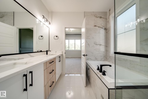 49 Norwyk Way, Spruce Grove, AB - Indoor Photo Showing Bathroom