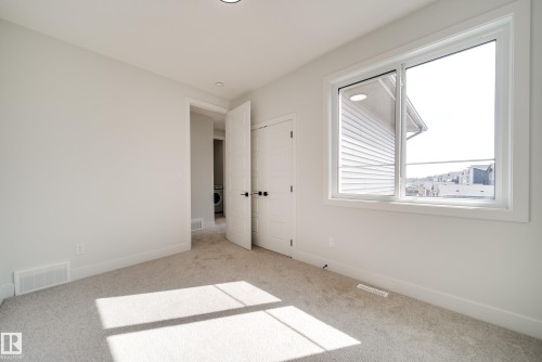 49 Norwyk Way, Spruce Grove, AB - Indoor Photo Showing Other Room