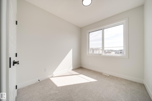 49 Norwyk Way, Spruce Grove, AB - Indoor Photo Showing Other Room