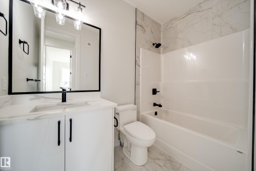 49 Norwyk Way, Spruce Grove, AB - Indoor Photo Showing Bathroom