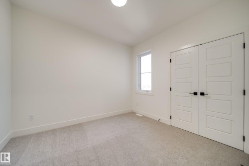 5 Pierwyck Loop, Spruce Grove, AB - Indoor Photo Showing Other Room