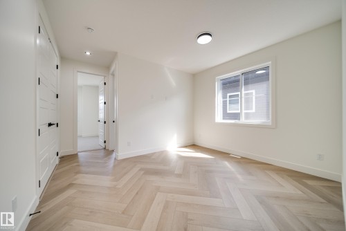 5 Pierwyck Loop, Spruce Grove, AB - Indoor Photo Showing Other Room