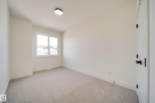 5 Pierwyck Loop, Spruce Grove, AB - Indoor Photo Showing Other Room