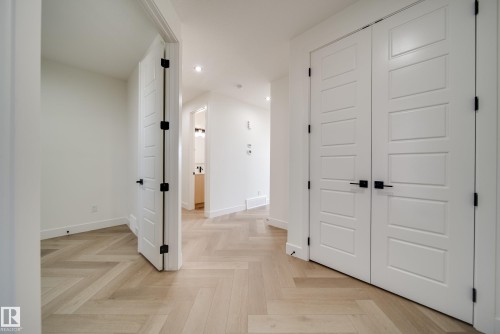 5 Pierwyck Loop, Spruce Grove, AB - Indoor Photo Showing Other Room