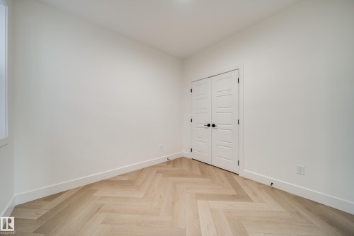5 Pierwyck Loop, Spruce Grove, AB - Indoor Photo Showing Other Room