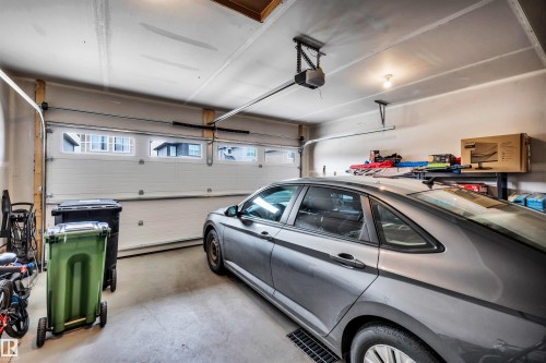 4930 Kinney Road Sw, Edmonton, AB - Indoor Photo Showing Garage