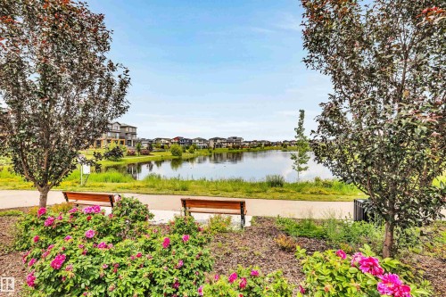 4930 Kinney Road Sw, Edmonton, AB - Outdoor