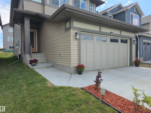 4930 Kinney Road Sw, Edmonton, AB - Outdoor
