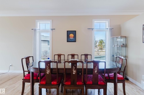 6604 Sandin Cove Nw, Edmonton, AB - Indoor Photo Showing Dining Room