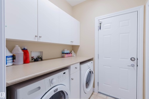 6604 Sandin Cove Nw, Edmonton, AB - Indoor Photo Showing Laundry Room