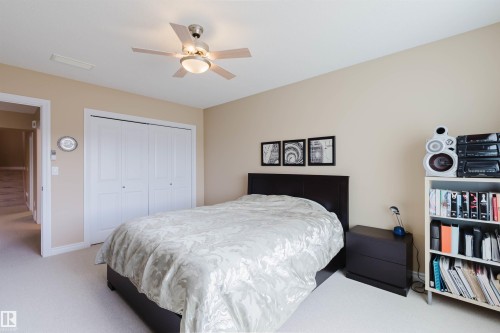 6604 Sandin Cove Nw, Edmonton, AB - Indoor Photo Showing Bedroom