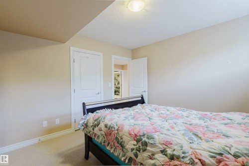 6604 Sandin Cove Nw, Edmonton, AB - Indoor Photo Showing Bedroom