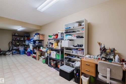 6604 Sandin Cove Nw, Edmonton, AB - Indoor Photo Showing Office