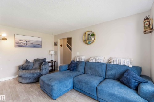 4210 49 Street, Gibbons, AB - Indoor Photo Showing Living Room