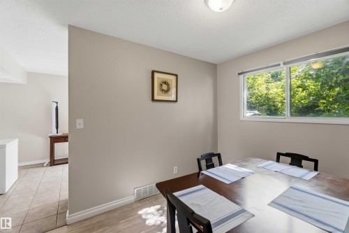 4210 49 Street, Gibbons, AB - Indoor Photo Showing Dining Room