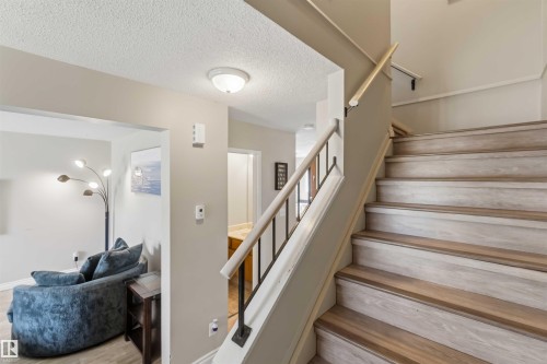 4210 49 Street, Gibbons, AB - Indoor Photo Showing Other Room