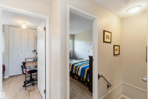 4210 49 Street, Gibbons, AB - Indoor