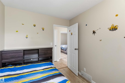 4210 49 Street, Gibbons, AB - Indoor Photo Showing Bedroom