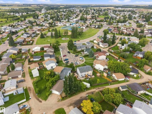 4210 49 Street, Gibbons, AB - Outdoor With View