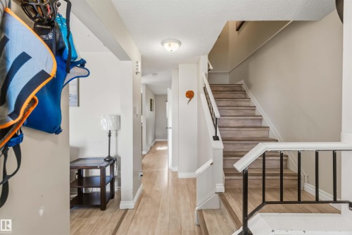 4210 49 Street, Gibbons, AB - Indoor Photo Showing Other Room