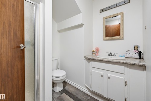 10423 64 Avenue Nw, Edmonton, AB 