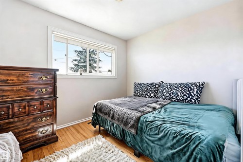 10423 64 Avenue Nw, Edmonton, AB 