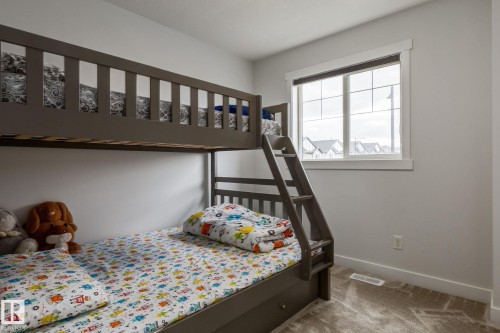 5112 1A Avenue Sw, Edmonton, AB - Indoor Photo Showing Bedroom