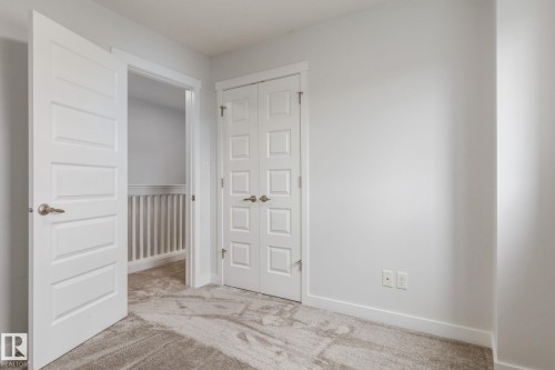 5112 1A Avenue Sw, Edmonton, AB - Indoor Photo Showing Other Room